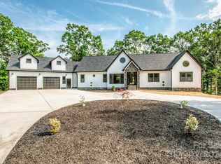 169 Broken Arrow Dr, Statesville, NC 28677