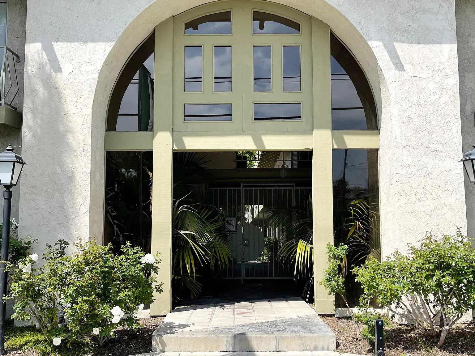 Stoneridge Apartments — Photo 2
