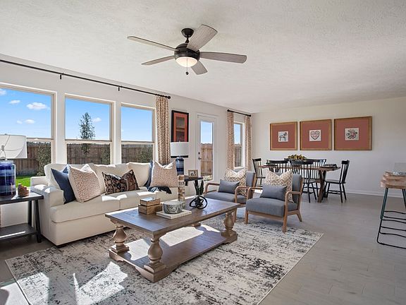 1675 Great room as Modeled at Imperial Forest