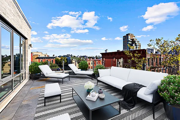 Sold by Compass | media 14