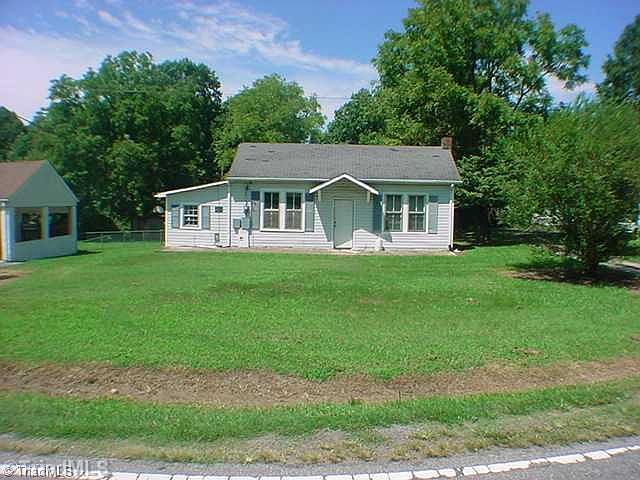 2nd image of 869 Old Hollow Rd