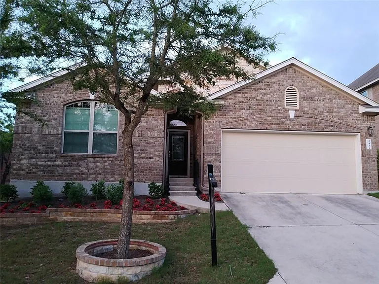348 Stone View Trl — Photo 1