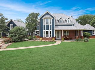 1751 Spring Mountain Rd, Crossroads, TX 76227