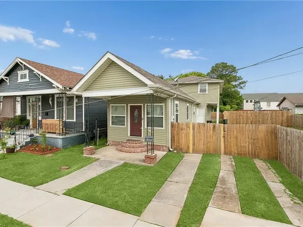 3020 Burdette St, New Orleans, LA 70125