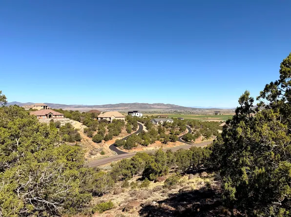 1037 S Canyon Dr, Cedar City, UT 84720