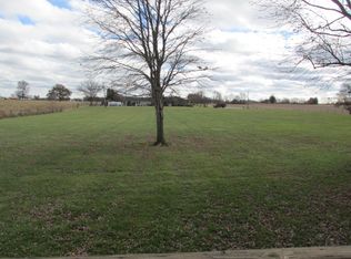 1276 Oakland Rd, Oakland, KY 42159