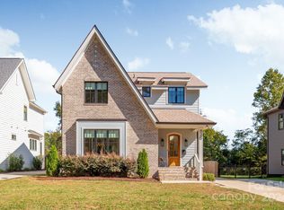 829 Tennyson Dr, Charlotte, NC 28208