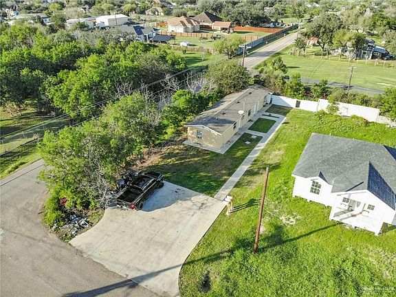 2nd image of 574 Rebecca Dr