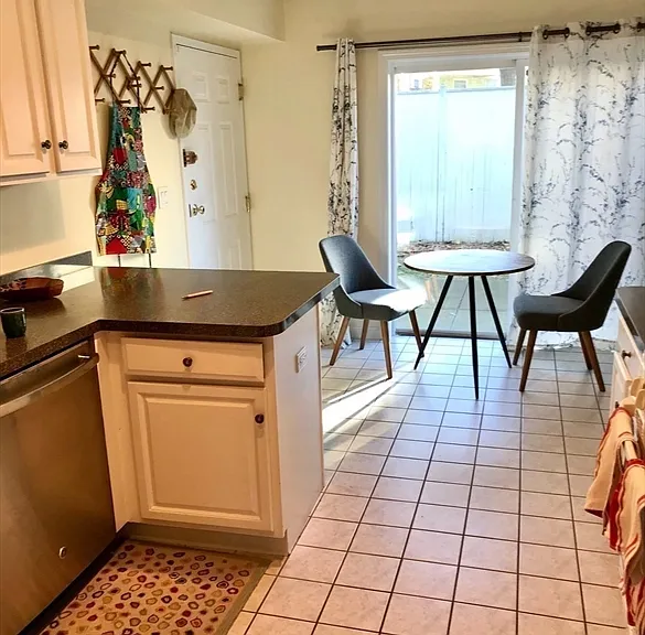 20 Cameron St #102 — Photo 8