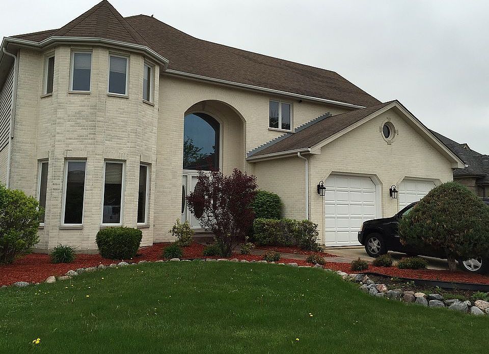 2nd image of 245 Hillandale Ct