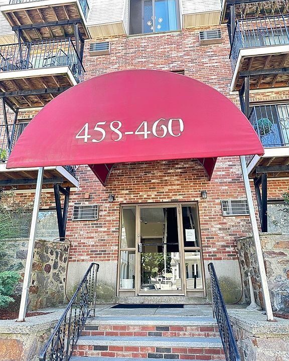 1st image of 458-460 Eastern Ave Unit 14