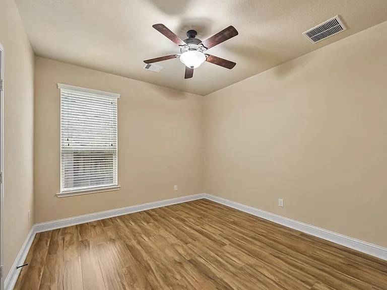 27903 Hunters Rock Ln — Photo 9