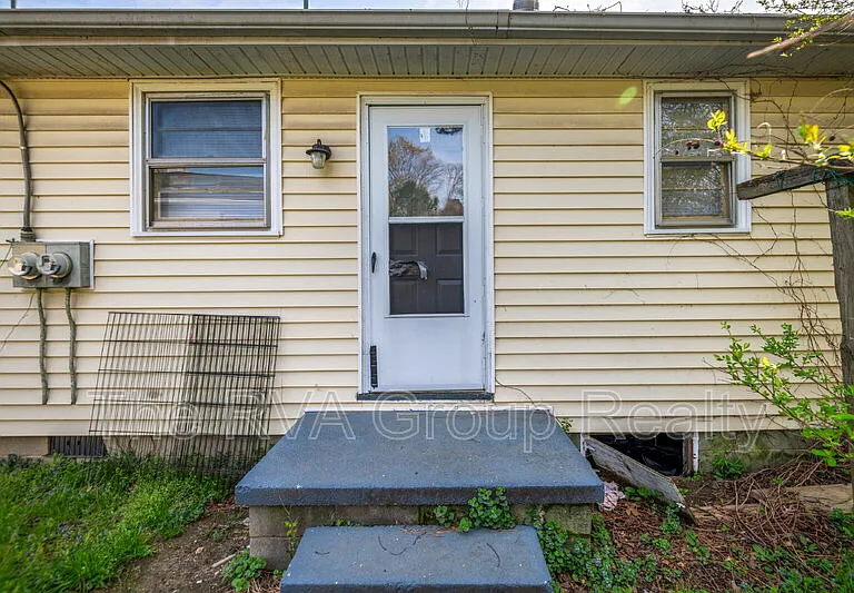 1528 Lincoln St — Photo 27