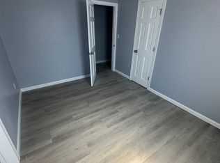 27 Phoenix St #1R, Springfield, MA 01104