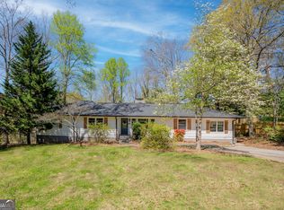 576 Stillwood Dr, Gainesville, GA 30501