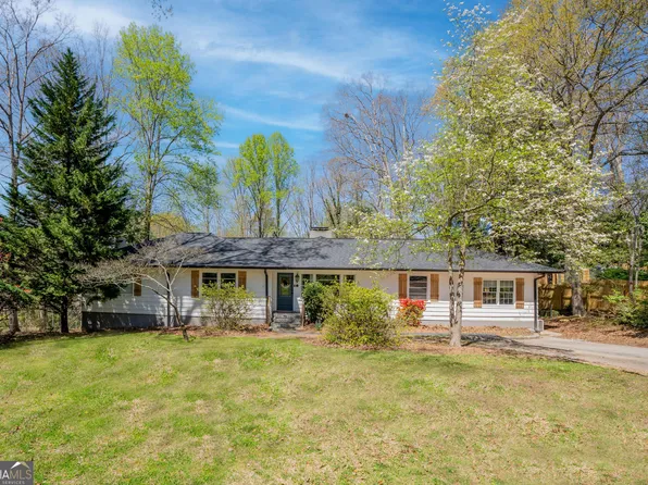 576 Stillwood Dr, Gainesville, GA 30501