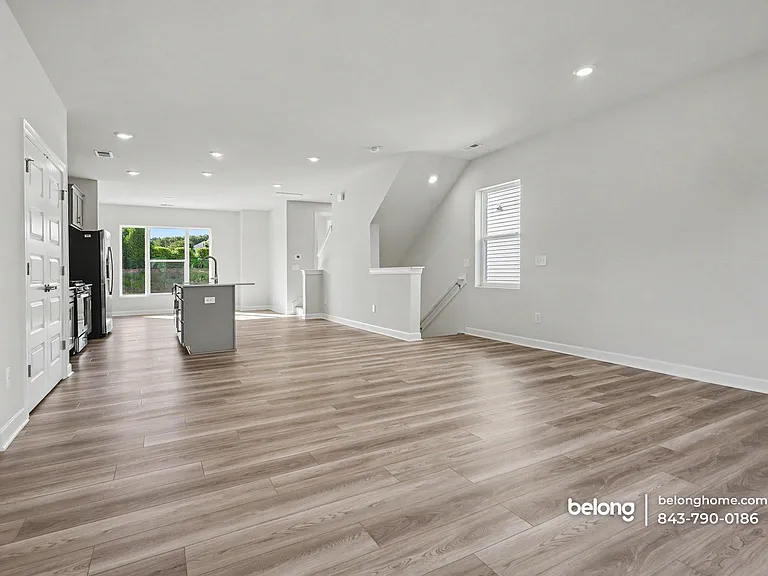 19 Pikewood Dr #602-7 — Photo 2