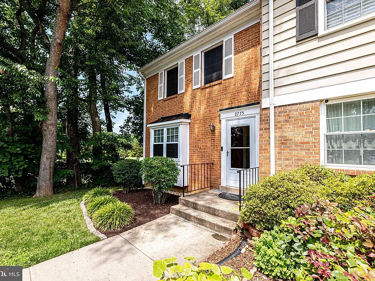2775 Sikes Ct — Photo 35