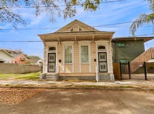 2117 Danneel St, New Orleans, LA 70113