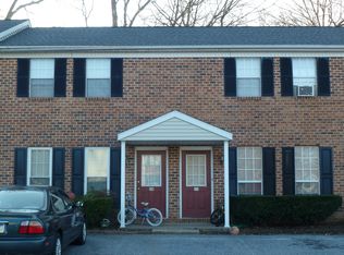 30 Oriole Dr, Ephrata, PA 17522