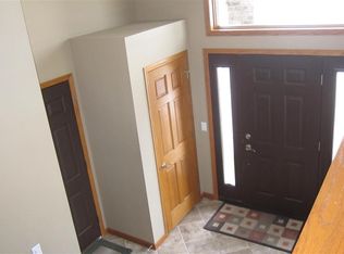 270 Terrace Vw W, Mankato, MN 56001