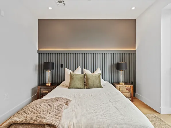 433 Central Avenue image 19 of 36