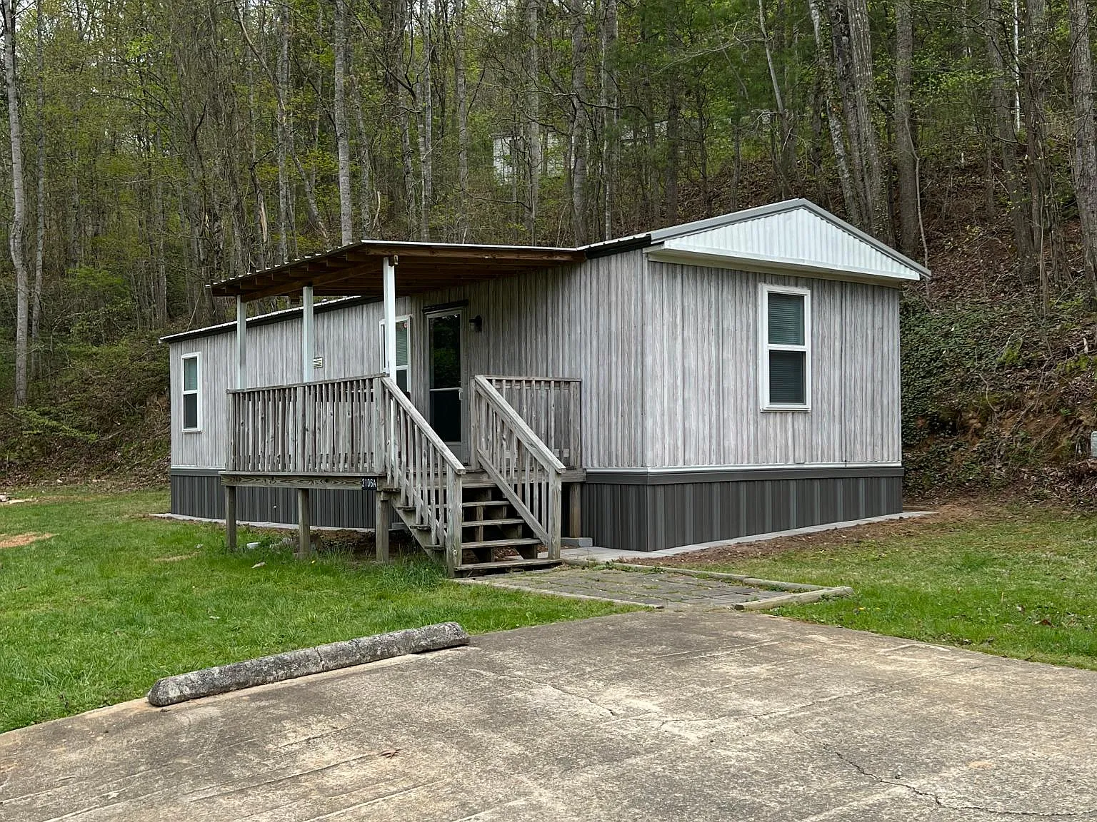 2 bed, 588 sqft, $1,150 — Photo 2