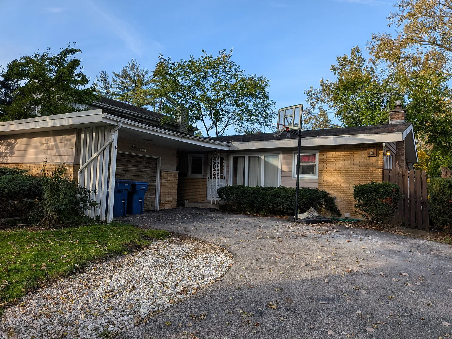 3 bed, 1409 sqft, $3,200 — Photo 1