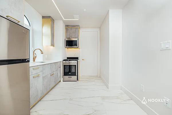 Rented by Nooklyn NYC LLC | media 16