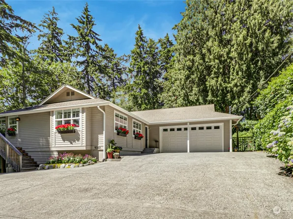 9380 NE Lovgreen Road East, Bainbridge Island, WA 98110