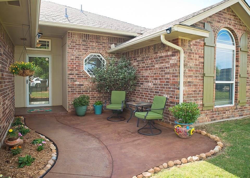 1st image of 1709 Tara Dr