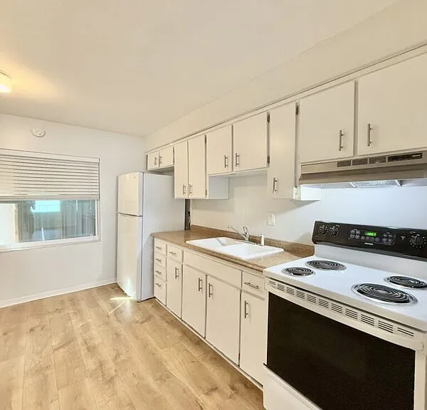 6420 S Adelia Ave #A — Photo 7