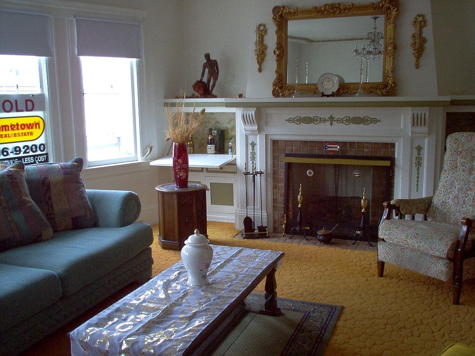 2nd image of 47 Colonial Way