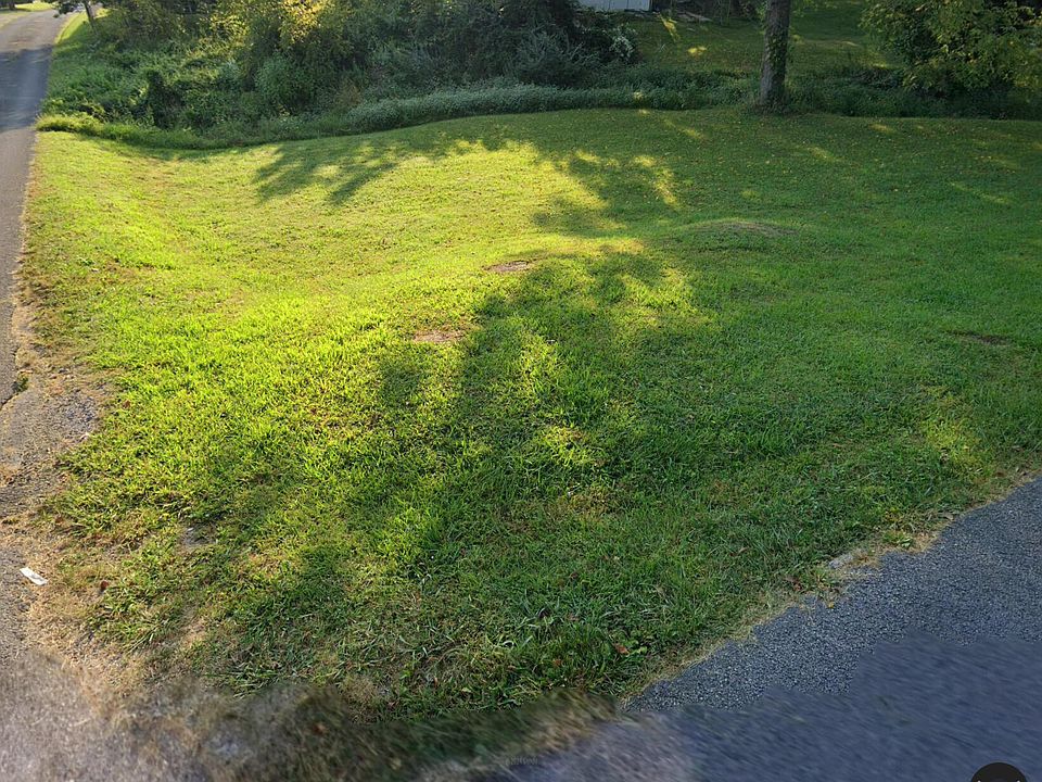 2nd image of 1005 10th St
