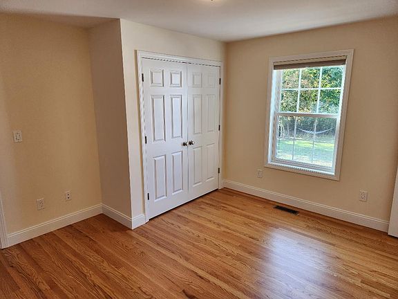5th image of 356A Harbor St #356A