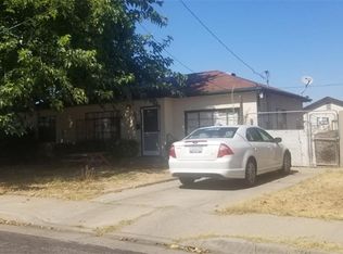 1099 Barney St, Merced, CA 95340