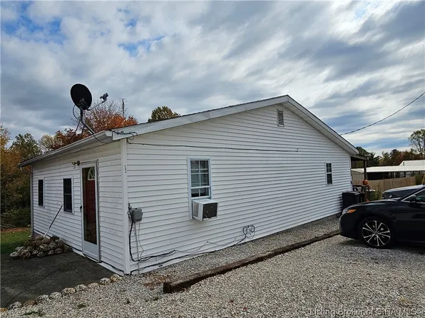 3925 N Cooley Lane, Salem, IN 47167