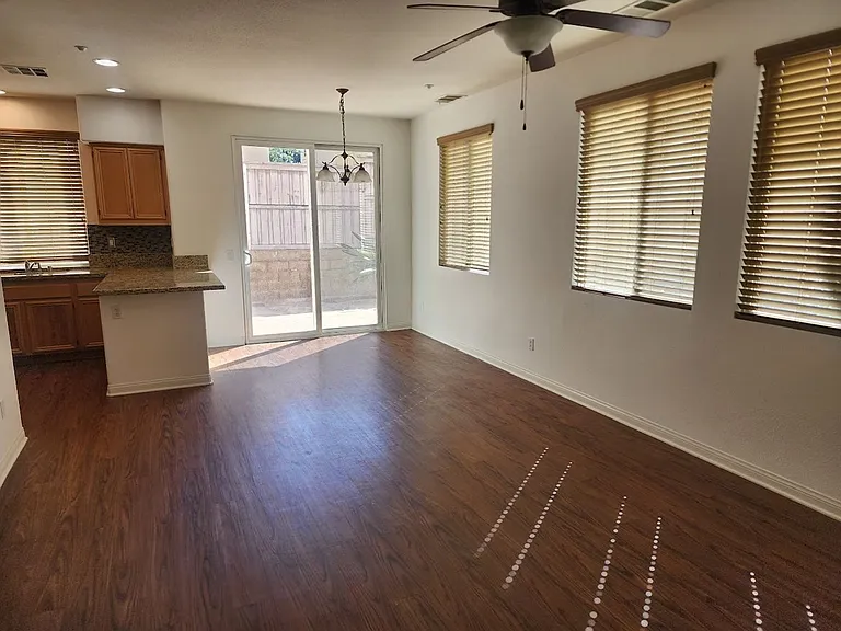 25176 Crest Haven St #3 — Photo 4