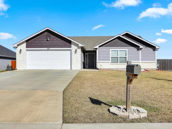 810 Waxwing Dr, Manhattan, KS 66502