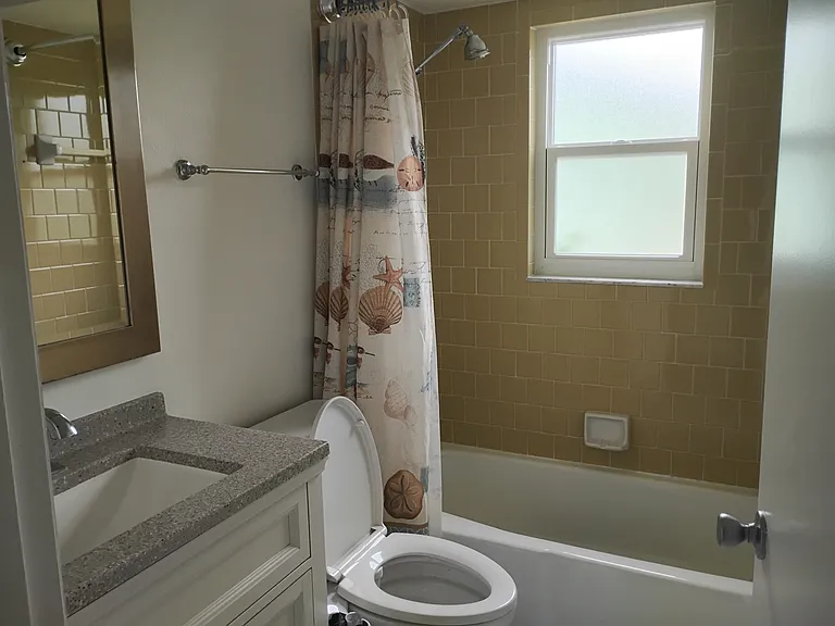 10299 Willmington Blvd — Photo 13