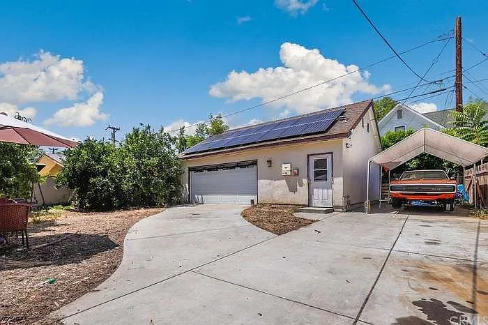 1791 Rose Villa St — Photo 23