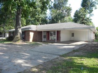 15246 Tiger Bend Rd, Baton Rouge, LA 70817