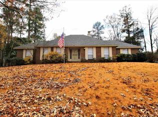 7961 Woodford Ln, Germantown, TN 38138