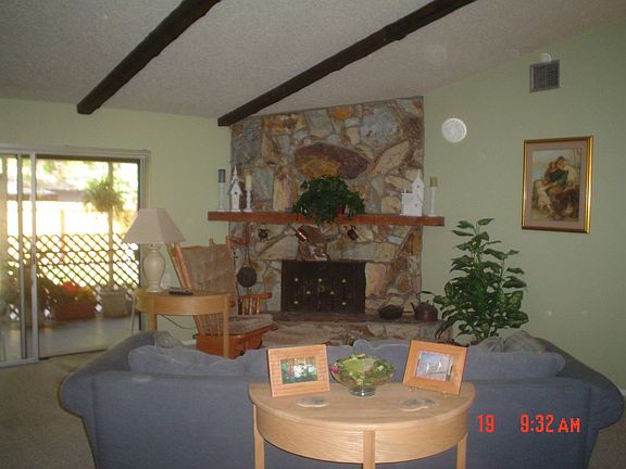 Familyroom Fireplace