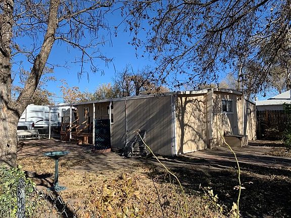 4th image of 127 E Railroad St