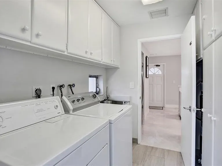 3220 SE 11th St #A — Photo 12