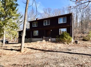 67 Miller Rd, Kinnelon, NJ 07405