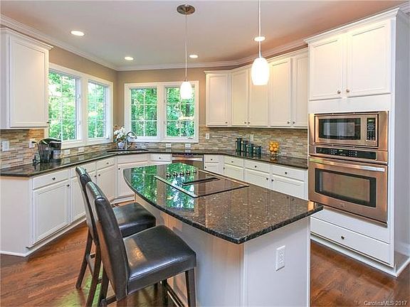 5th image of 2128 Retana Dr