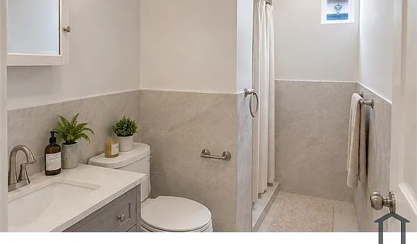 185 Cowles St — Photo 7