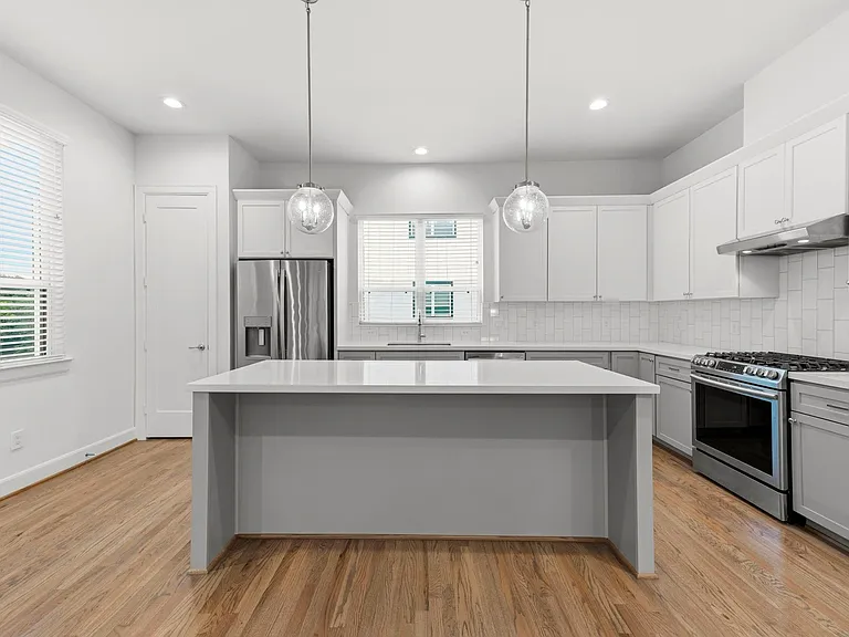 1047 Timbergrove Yards Ln — Photo 21